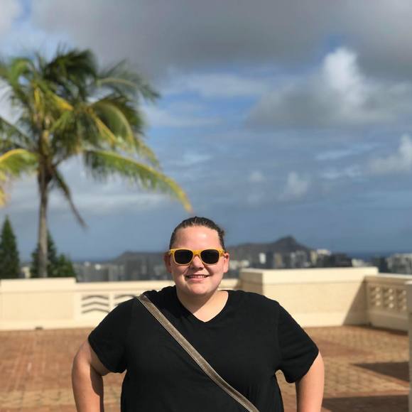 Meet your Posher, Whitney - Picture 1 of 1